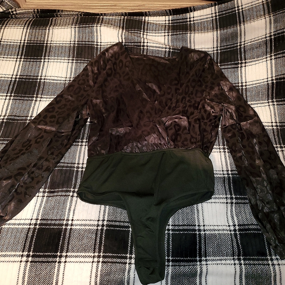 Body suit- black